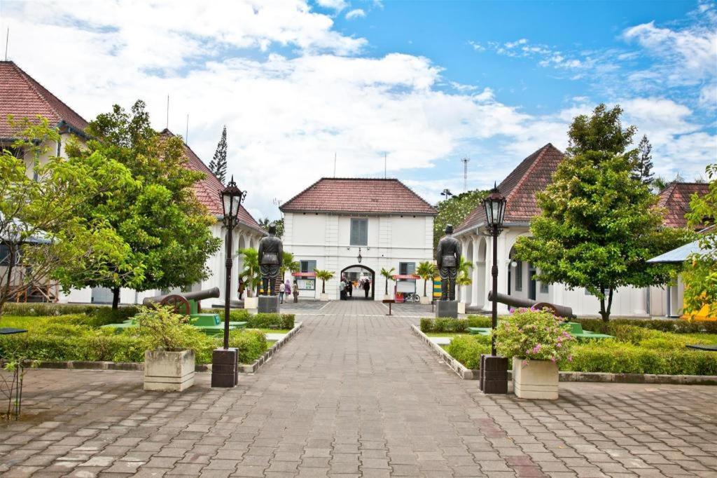 Noola Malioboro Hotel 2*